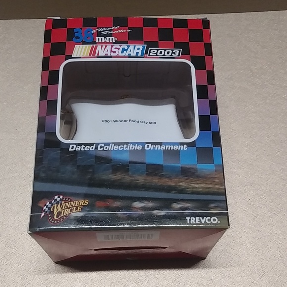 2003 Winners Circle: #38 Elliot Sadler NASCAR Ornament M&M's New in Package - Picture 3 of 4
